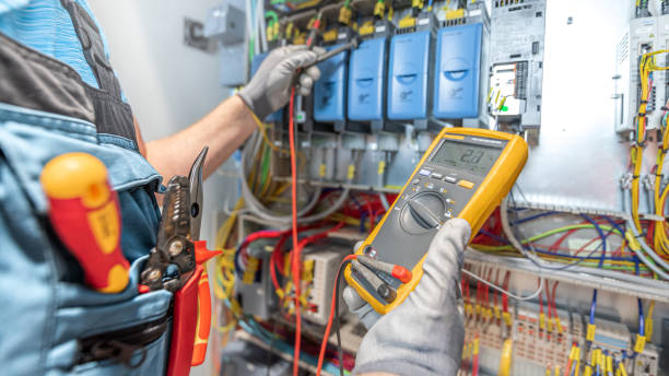  Rexland Acres, CA Electrician Pros