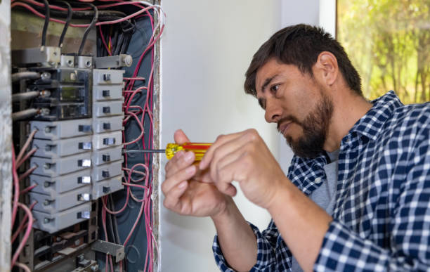 Best Local Electrician Companies  in Rexland Acres, CA